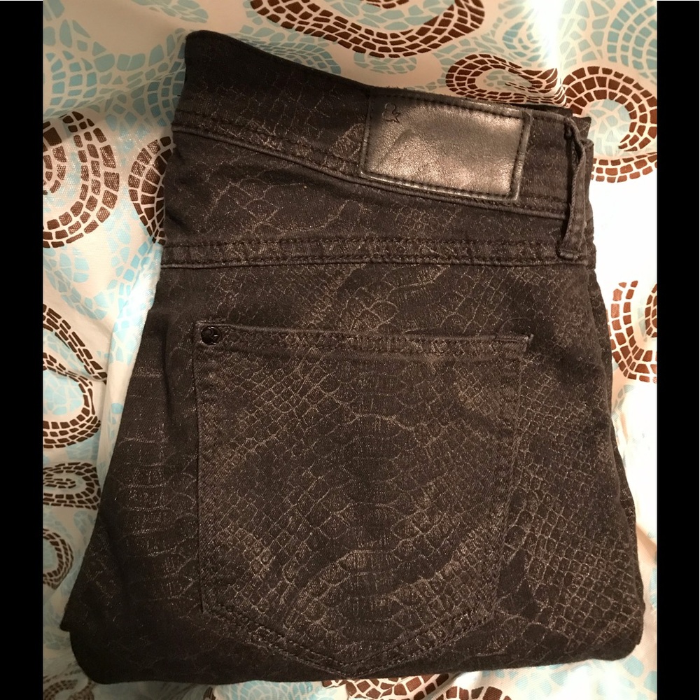 H&M Black & Gold snake skin print skinny jeans.